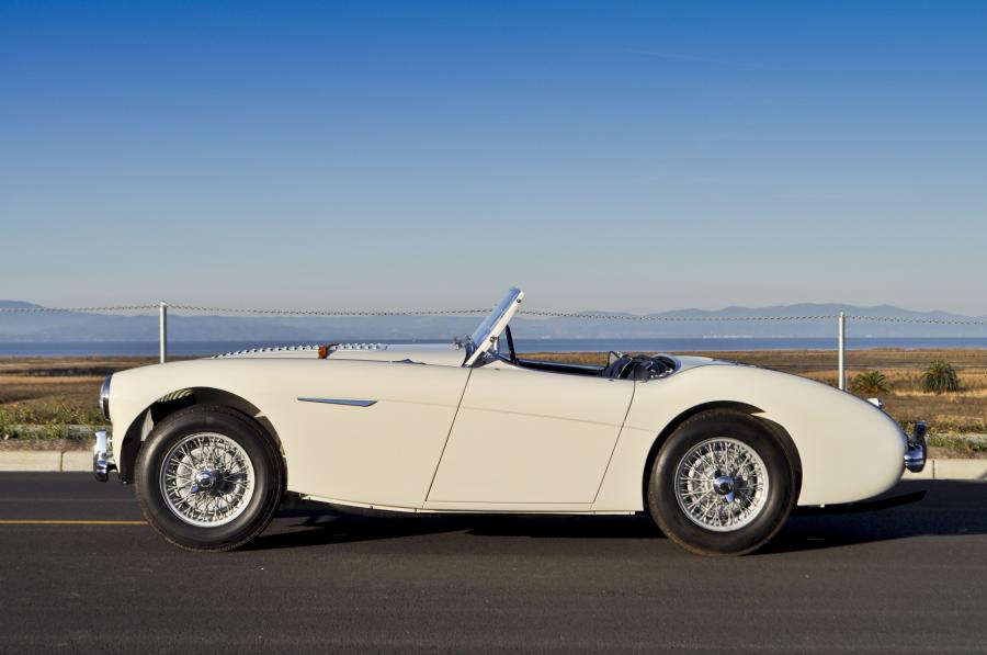  Austin-Healey 100M Le Mans Roadster (BN2) 1955 года  (фото 13 из 81)